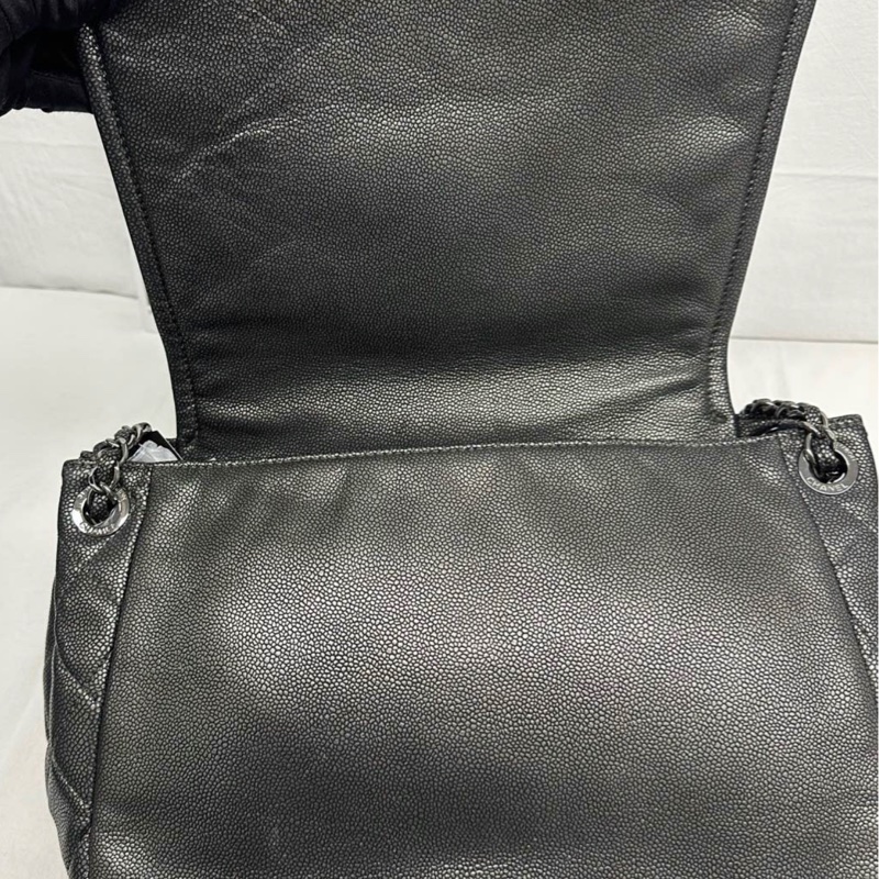 香奈兒荔枝牛皮翻蓋浮雕大logo鏈條包灰色-7