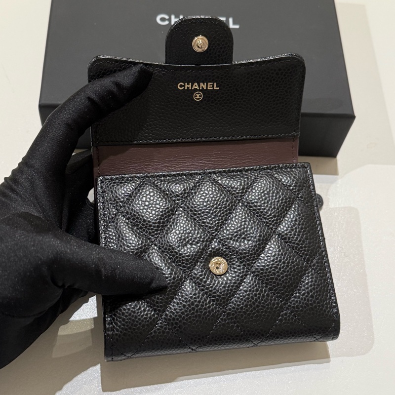 Chanel經典款黑色荔枝牛皮金釦 短夾 錢包-3