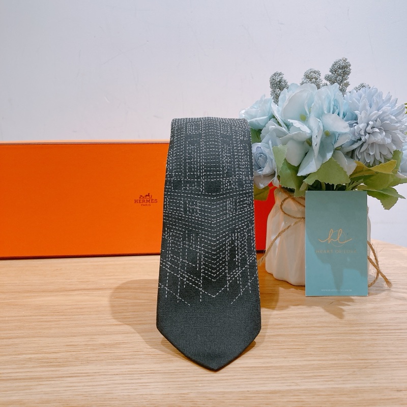 TW4261 HERMES 愛馬仕特別版法國總部花紋領呔PIQUE SELLIER TIE SILK-0
