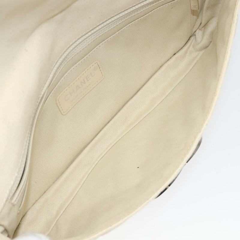 【日本直送】香奈兒 Cruise Line Matelasse 手拿包 奶油銀色 CC 正品 118381-9