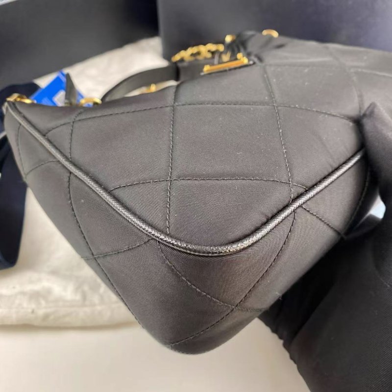 PRADA 菱格hobo手提腋下包 22*6*18 99新配件塵袋盒子-5