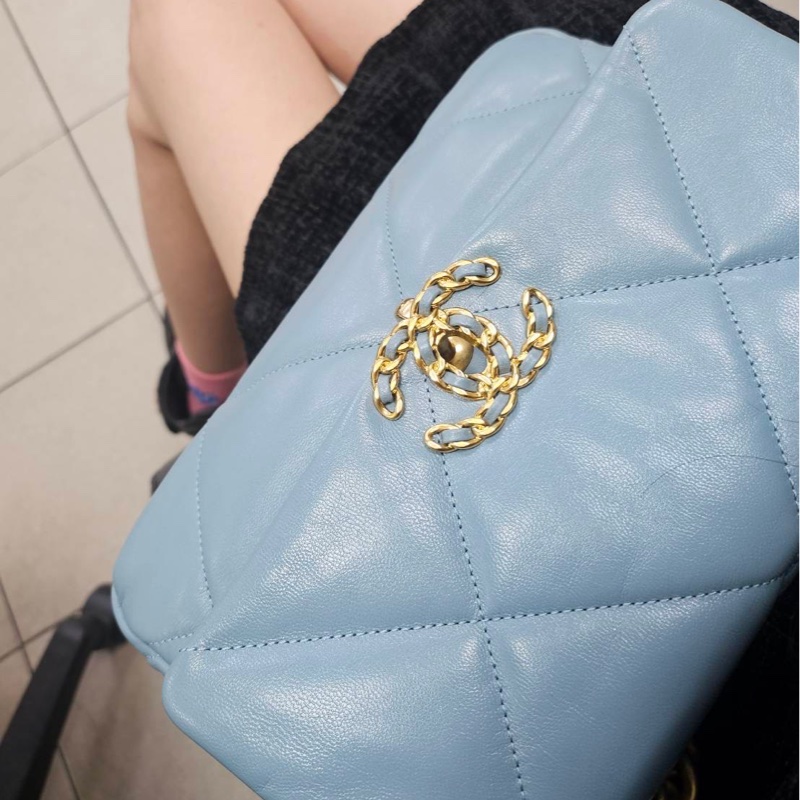 9.8新》保證專櫃正品香奈兒chanel19包小號-6