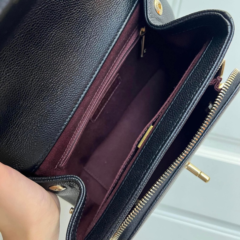 Chanel 香奈兒 小號郵差包 黑金荔枝皮-13