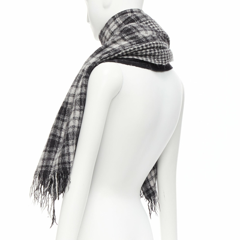 Y'S YOHJI YAMAMOTO grey 100% wool checkered black Y safety pin fringe scarf-5