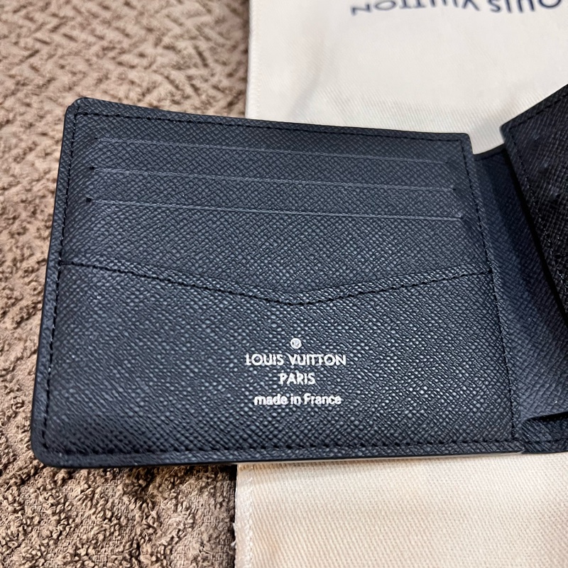 LOUIS VUITTON 路易斯威登男士經典黑色老花-八卡短夾🌟-9