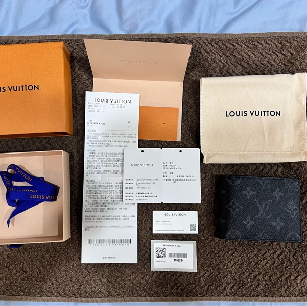 LOUIS VUITTON 路易斯威登男士經典黑色老花-八卡短夾🌟-29