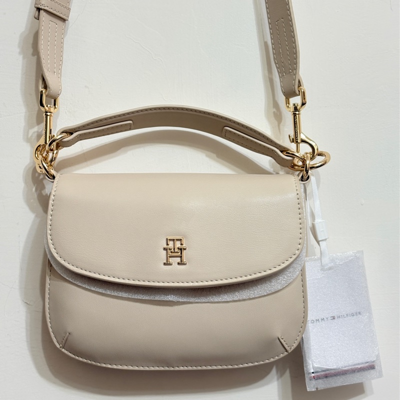 Tommy Hilfiger 美式休閒仿皮馬鞍包半月包碗豆包(可小議-0