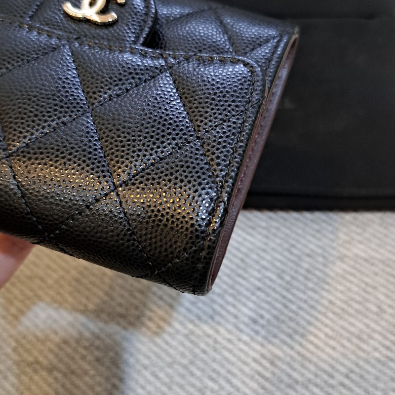 保留 Chanel 香奈兒 三折短夾黑色荔枝皮*金logo-12