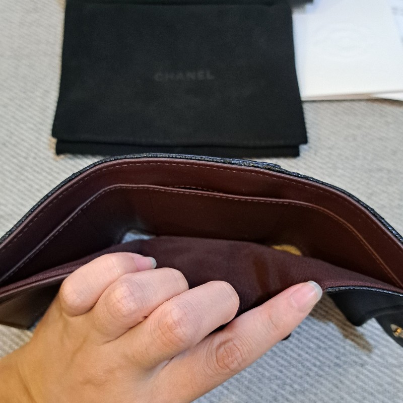 保留 Chanel 香奈兒 三折短夾黑色荔枝皮*金logo-18