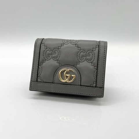 Gucci GG 絎縫皮革灰色釦式短夾