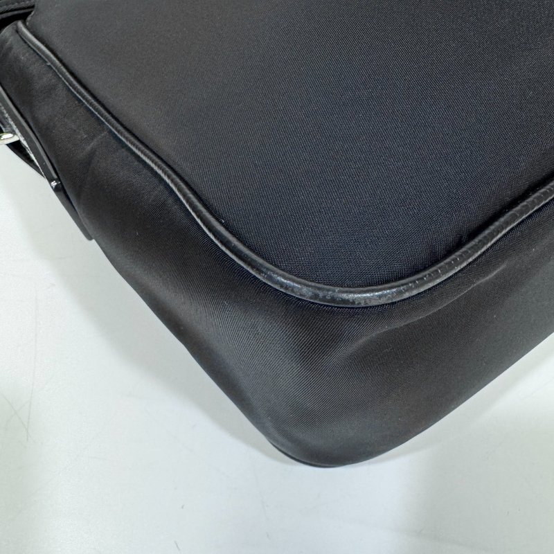 BALLY 黑尼龍雙銀扣fabro郵差包-13