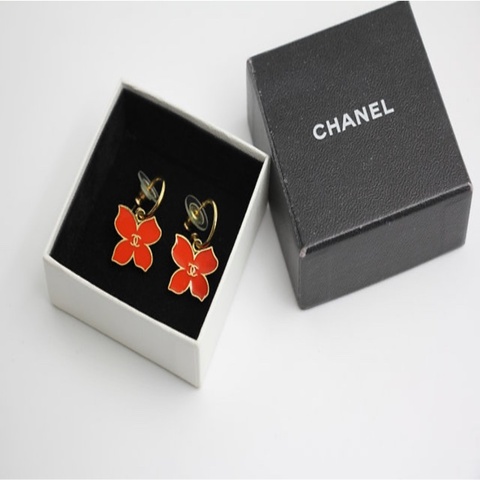Chanel Vintage 02S 金屬橙紅色四花瓣耳針