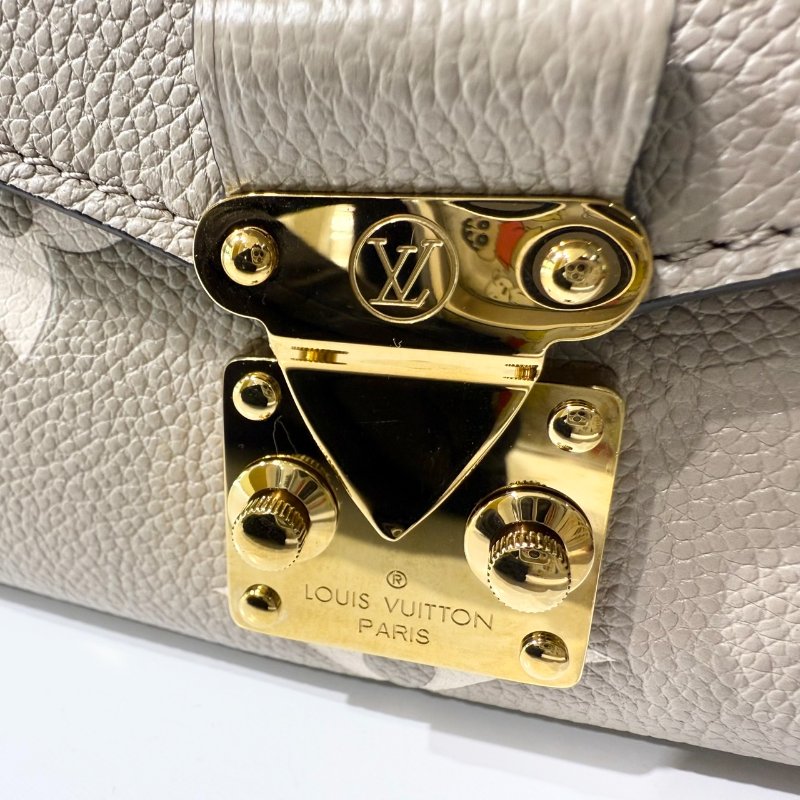 LV斑鳩灰牛皮金釦橫版郵差包M23081-8