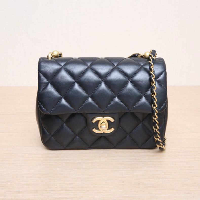 CHANEL(香奈兒) CF 24P 口蓋包/19cm 黑色  晶片開 金扣 珍珠皮穿三鏈手柄-0
