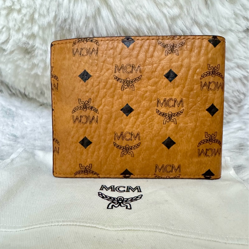 McM 牛皮/人造皮多格層短夾錢包-1