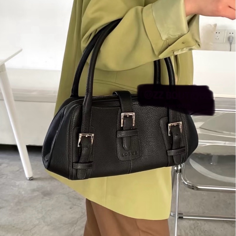 Loewe 羅意威黑色外縫線飛碟包🟣-1