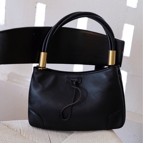 Gucci 古馳黑色金屬單肩包 ❤️