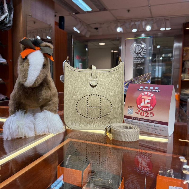 ✨持有香港正品正貨標籤(只做全新)✨ Hermes Mini Evelyne 風衣灰金扣 一代-0