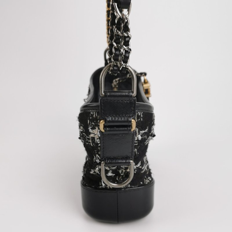 95❤Chanel Gabrielle香奈兒流浪包小號油蠟皮黑白毛呢雙鏈條單肩包-3