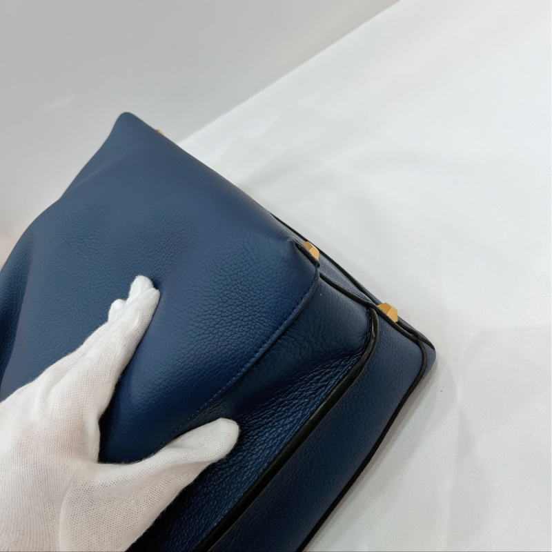 莉亞精品♡MCM Mila hobo深藍色 二手美包-9