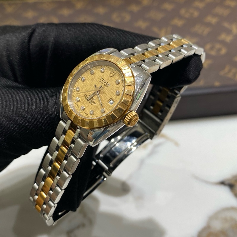 Tudor帝舵經典M22013-0010間金28mm自動機械女表-2