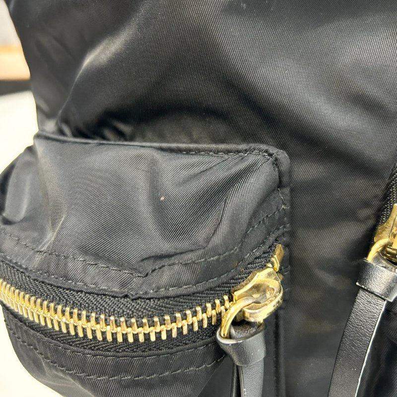 BURBERRY 黑色尼龍拚棕皮革金釦大號後背包-9