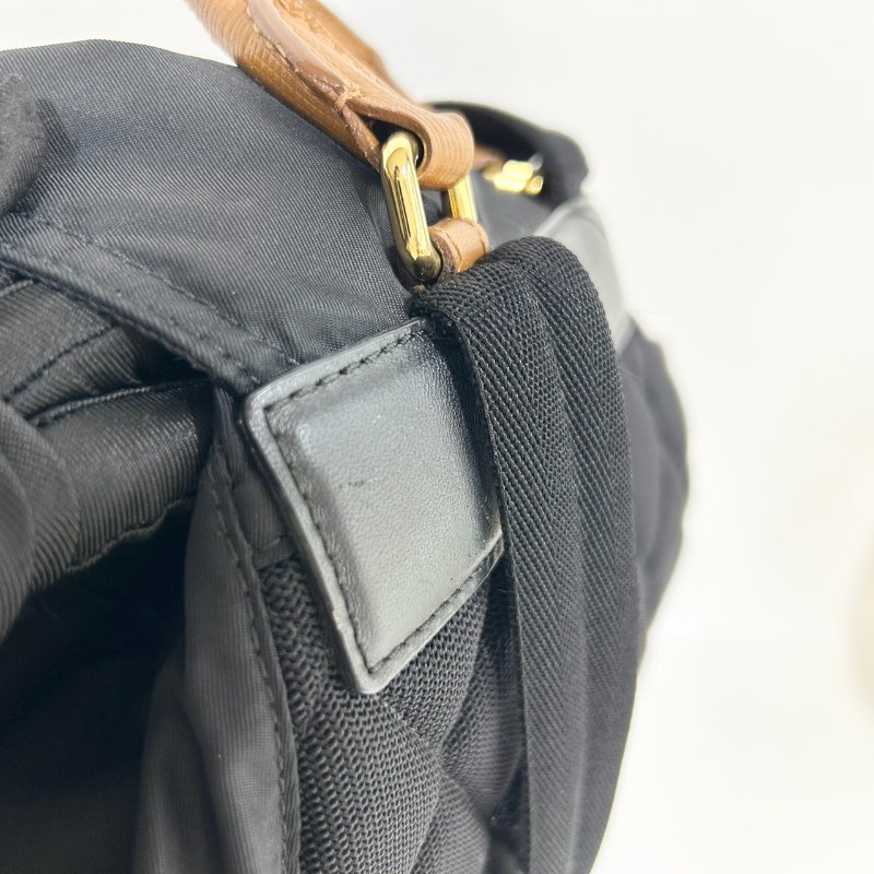 BURBERRY 黑色尼龍拚棕皮革金釦大號後背包-10