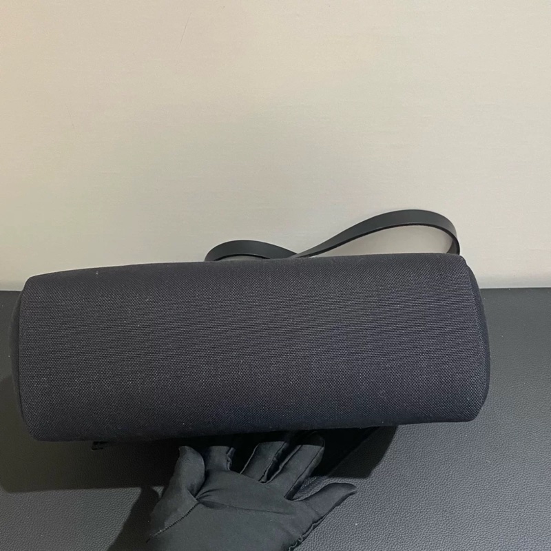 愛馬仕herbag31黑銀🈶鑰匙鎖 閒置新🉑送禮❤️-12