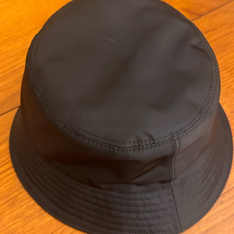 Prada黑色尼龍帽-15