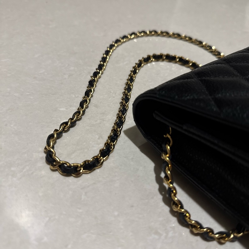 Chanel 黑色荔枝皮金釦 WOC 2024晶片款-12