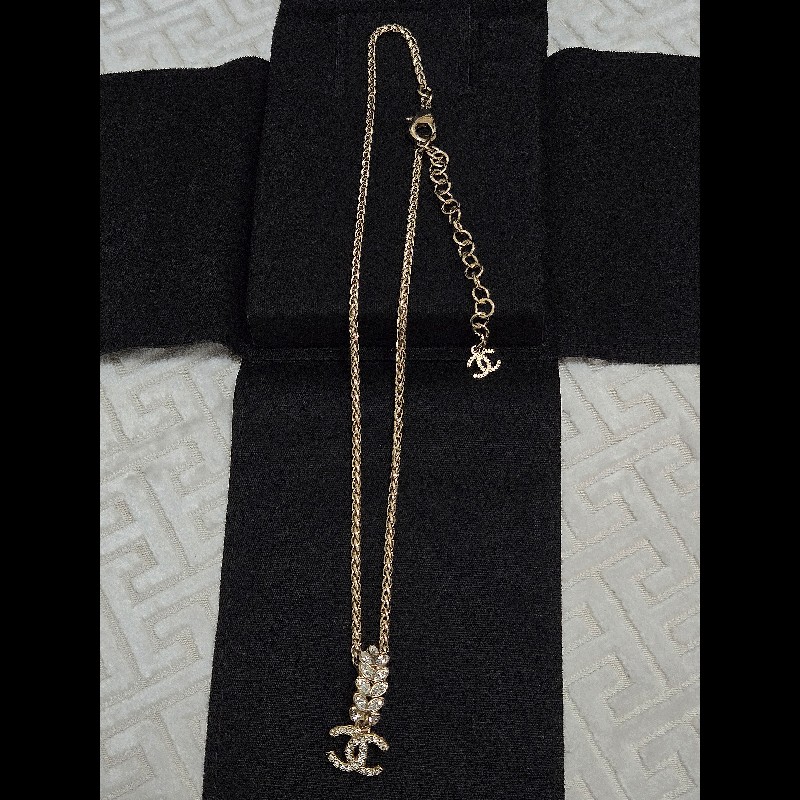 香奈兒Chanel 滿鑽 麥穗吊飾雙C logo 項鍊-1