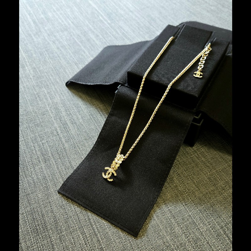 香奈兒Chanel 滿鑽 麥穗吊飾雙C logo 項鍊-2