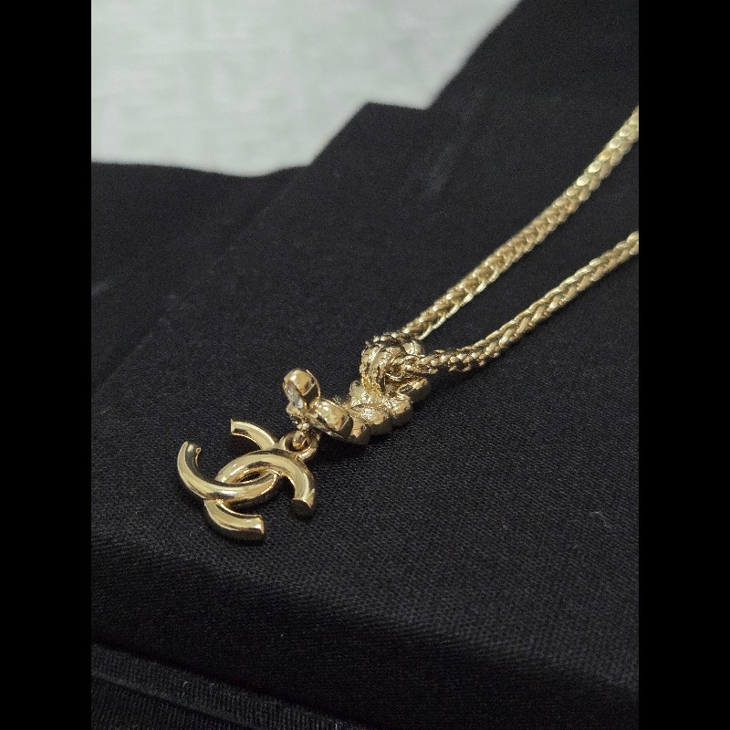 香奈兒Chanel 滿鑽 麥穗吊飾雙C logo 項鍊-11