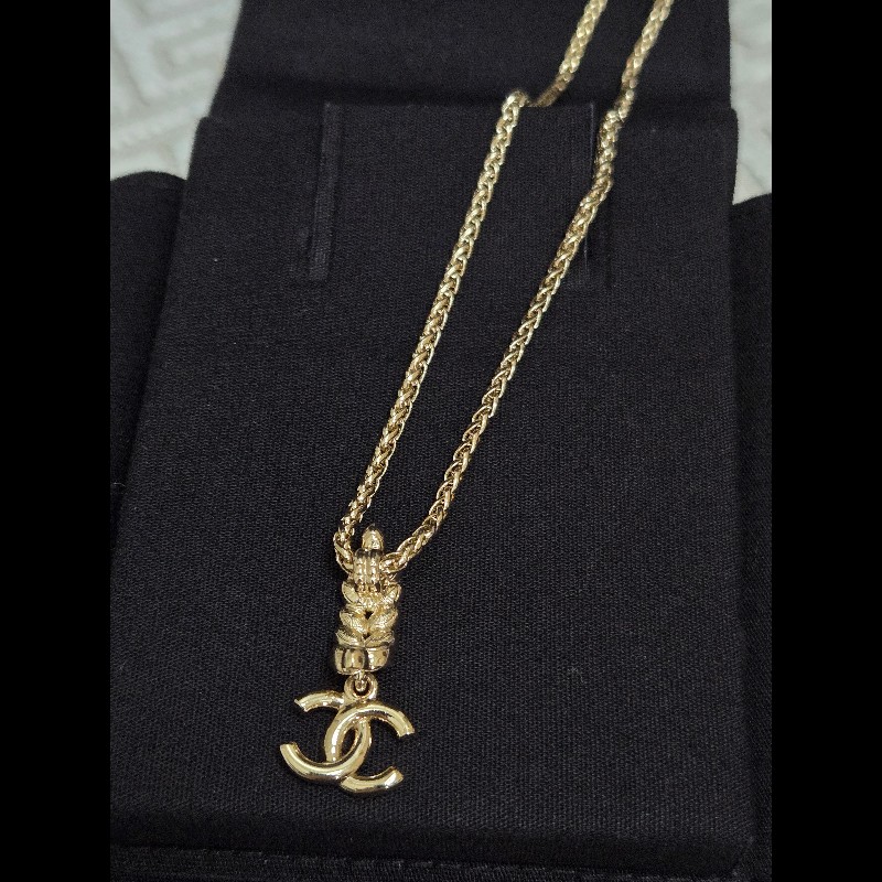 香奈兒Chanel 滿鑽 麥穗吊飾雙C logo 項鍊-12