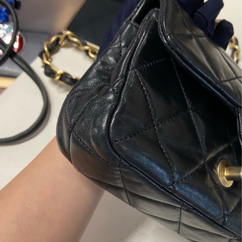 Chanel 香奈兒 23S 黑金金幣mini 芯片款 不容易撞的一款 帶點復古風-13