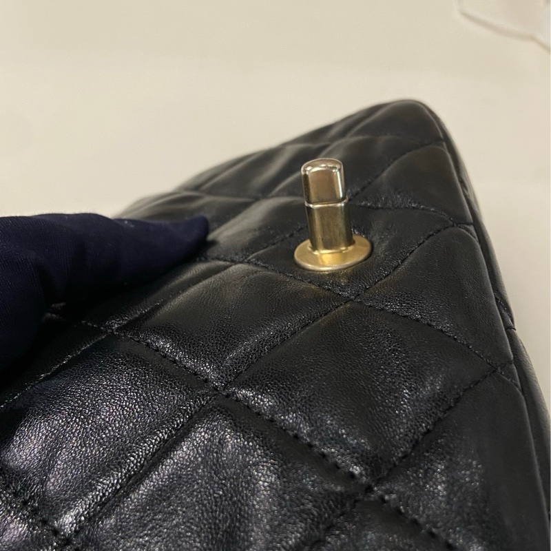 Chanel 香奈兒 23S 黑金金幣mini 芯片款 不容易撞的一款 帶點復古風-21