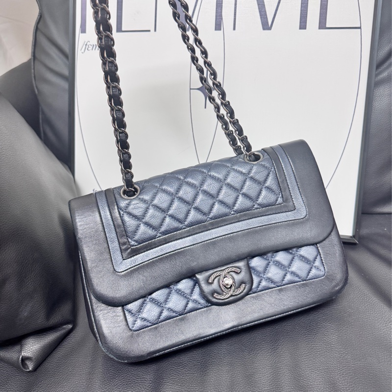 Chanel 中古包CF 黑藍拼色-0