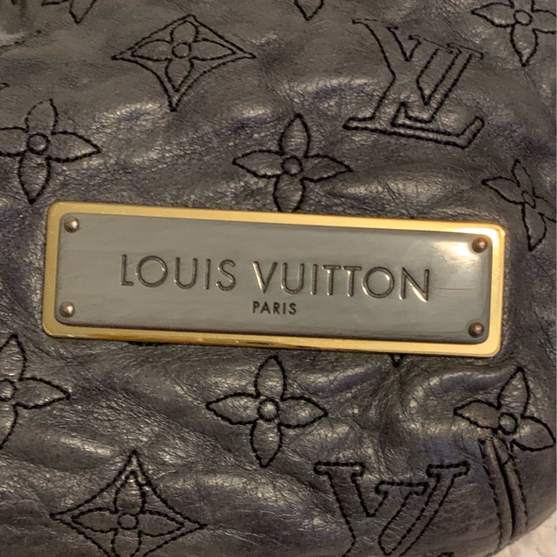 LOUIS VUITTON 限量版深灰色小羊皮刺繡肩背包 小籠包 手提包m95476-21