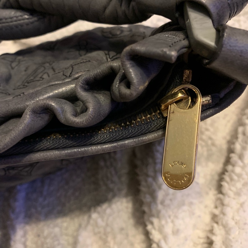LOUIS VUITTON 限量版深灰色小羊皮刺繡肩背包 小籠包 手提包m95476-46