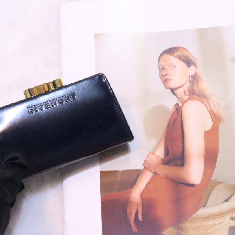 Givenchy散銀包💙-0