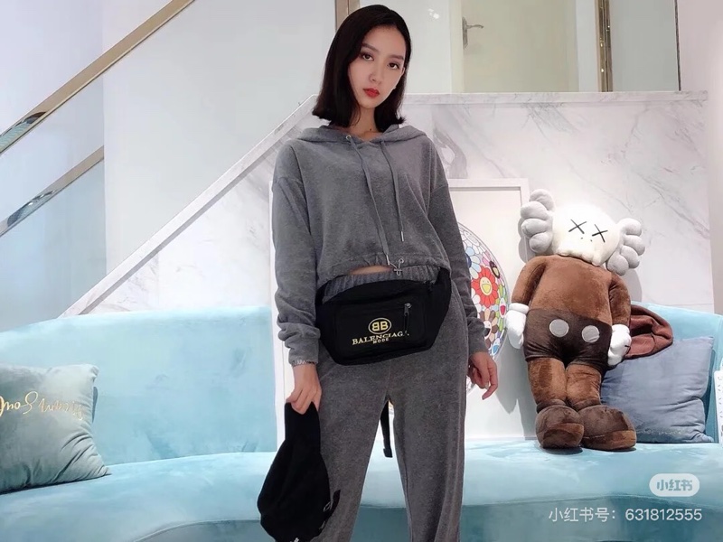 BALENCIAGA 巴黎世家 Explorer 黑色 尼龍 胸包 腰包胸口包 側背包 肩背包 斜背包-19