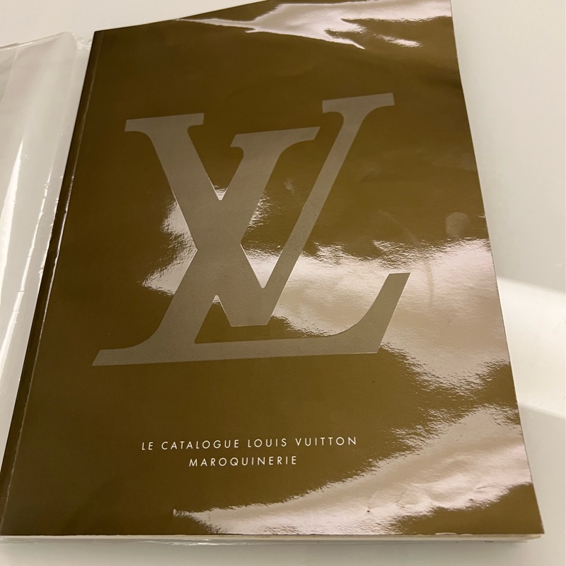 【春節新裝限時特價 +多樣贈品】 Louis Vuitton Neverfull MM黑色壓花牛皮托特包-16