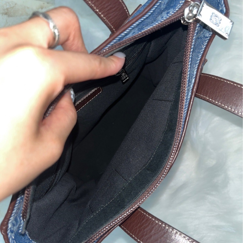 Loewe中古經典丹寧托特包-4