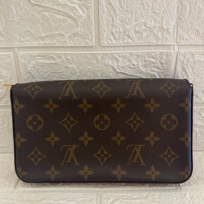 LV 咖花紋三合一woc-1