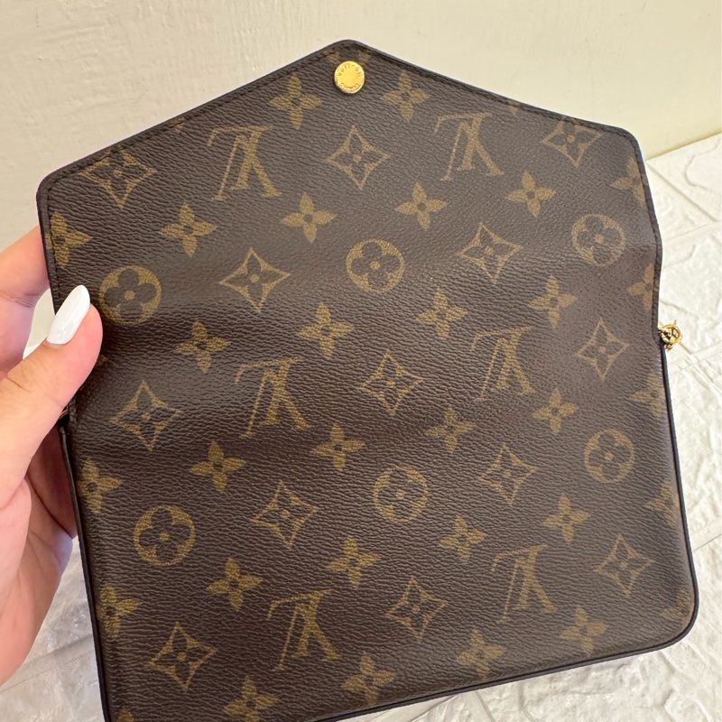 LV 咖花紋三合一woc-22