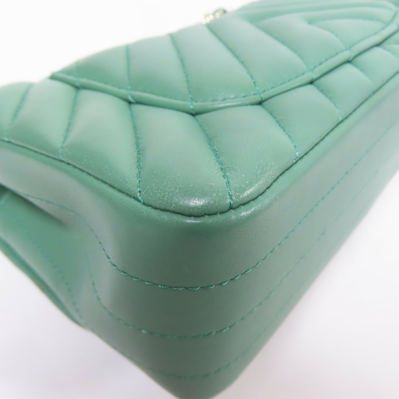 CHANEL 牛皮皮革Shoulder Bag金扣鏈帶肩背袋-14