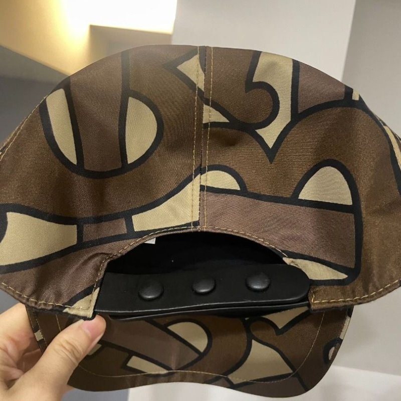 Burberry🎇TB字母 棒球帽 帽子M號 57cm 戴一次閒置-3