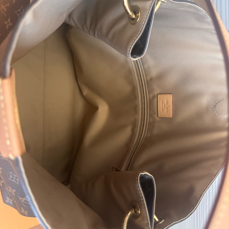LOUIS VUITTON Monogram Graceful MM-4