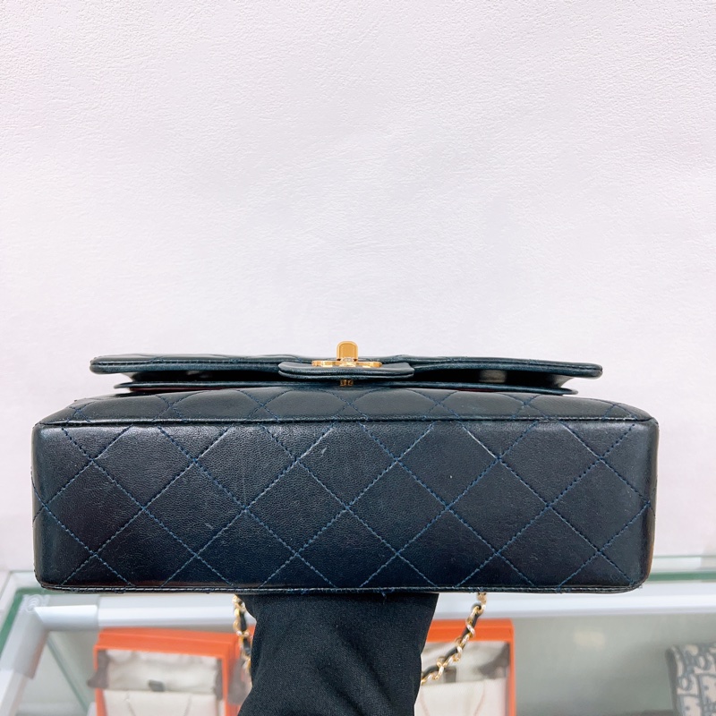Chanel classic flap/ cf 23 深藍色 中古經典翻蓋包小號-2