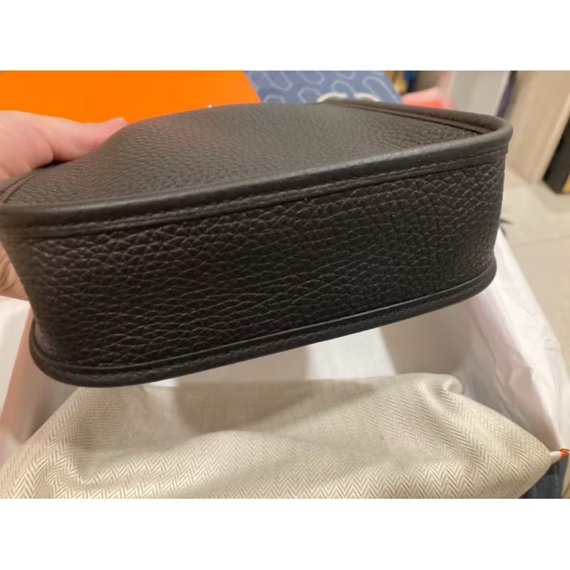 愛馬仕Hermes mini evelyne 黑銀膜在 🇹🇼專櫃w刻-9
